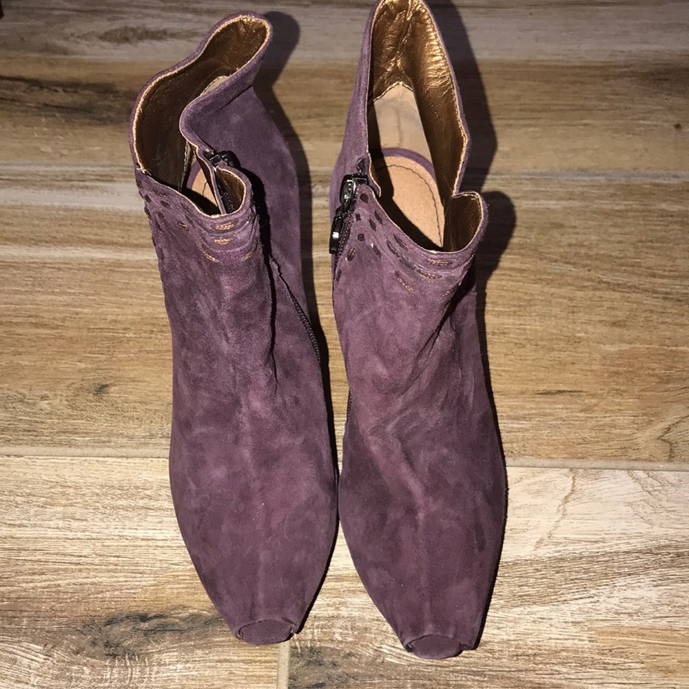 SL European Suede Ankle Boots SZ 37 Euro